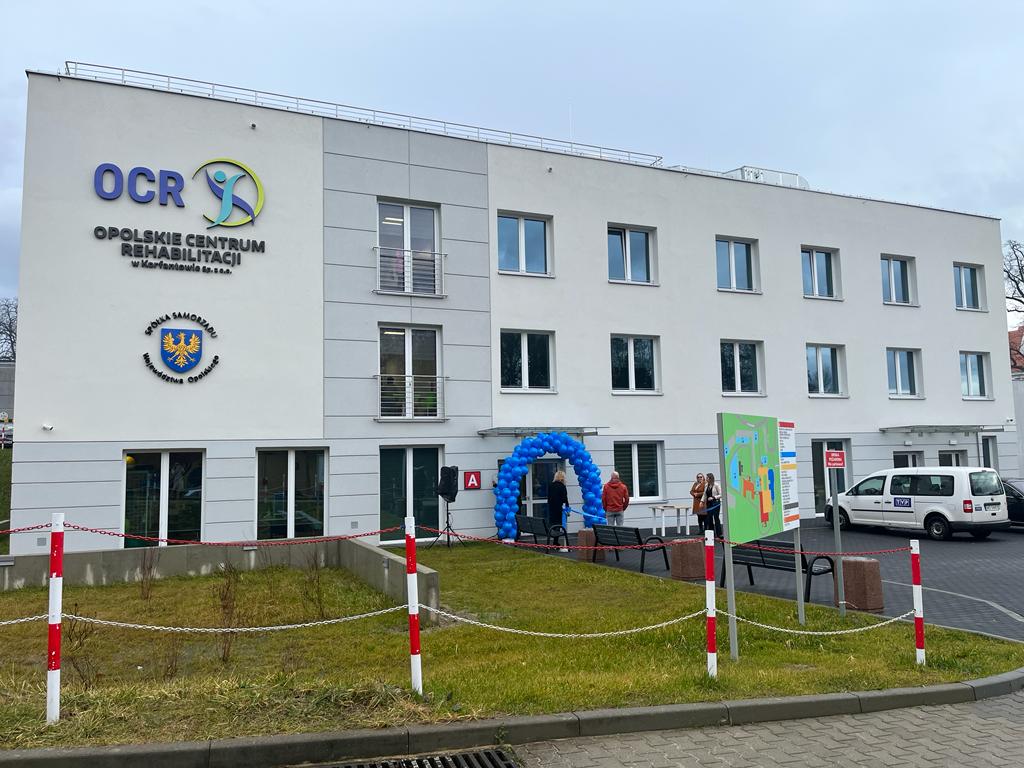 Nowy Budynek Szpitalny Opolskiego Centrum Rehabilitacji W Korfantowie